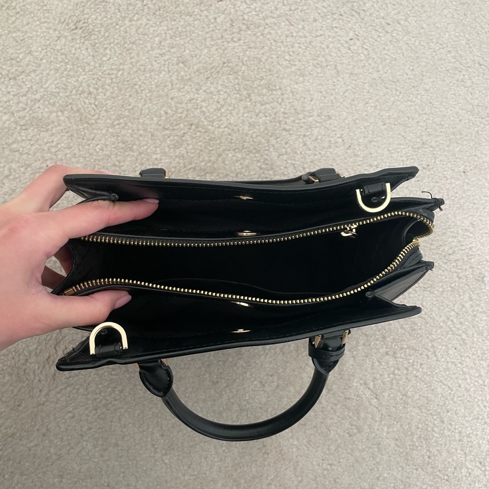 Michael kors purse - Picture 6 of 7